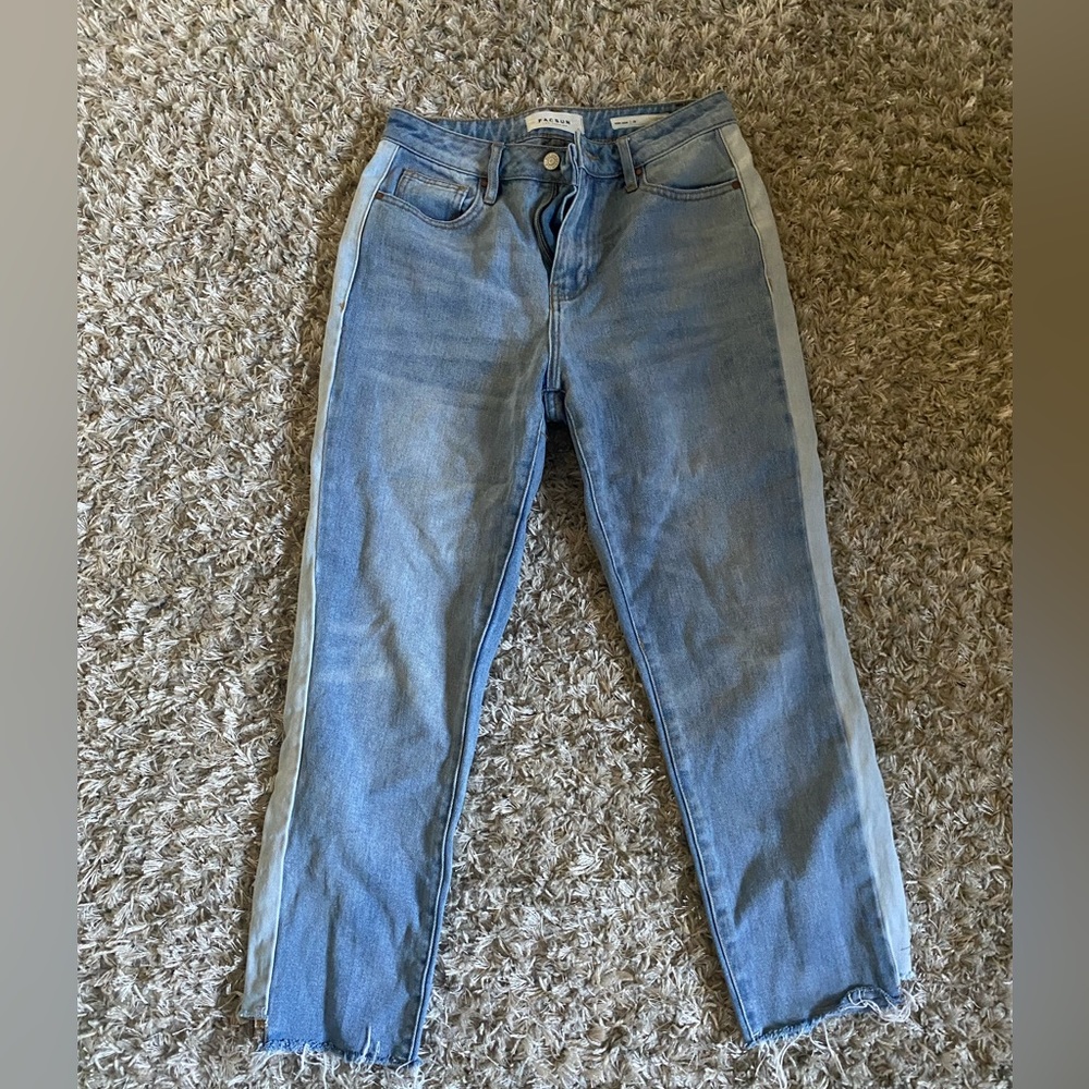 Women’s Pacsun Mom Jeans - Size 25